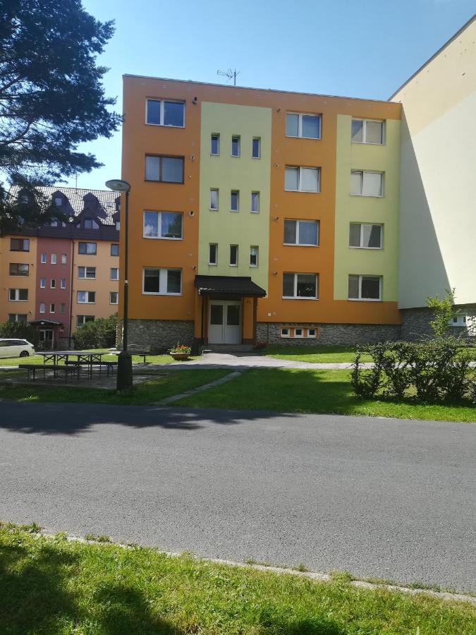 Apartman Tatranska Lomnica Bagian luar foto